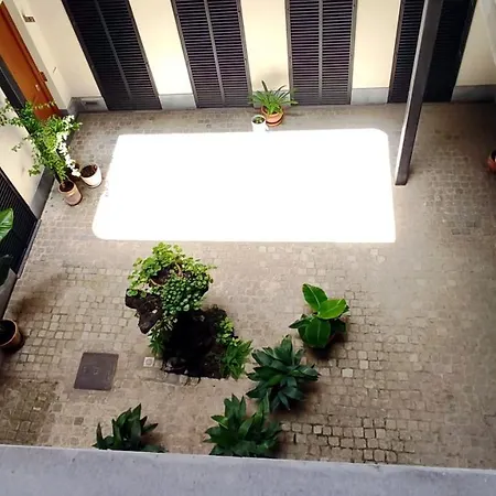 Selecta Elegante Apartamento Con Patio En Centro Historico Sevilla Buitenkant foto